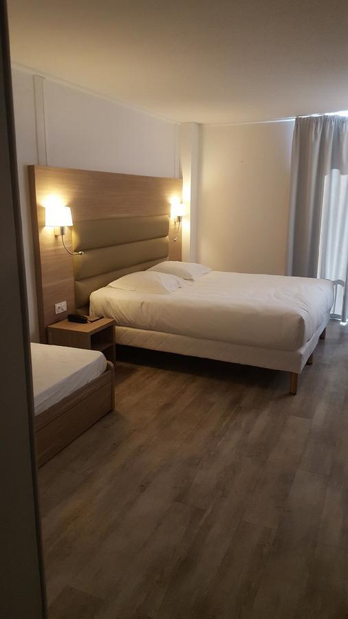 Yes Hotel Avignon Luaran gambar