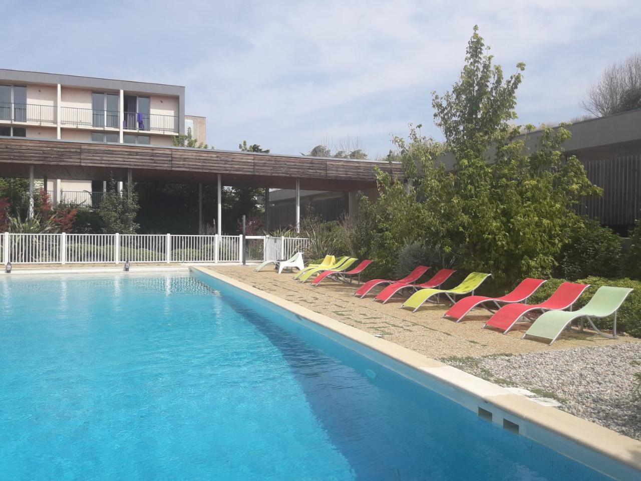Yes Hotel Avignon Luaran gambar